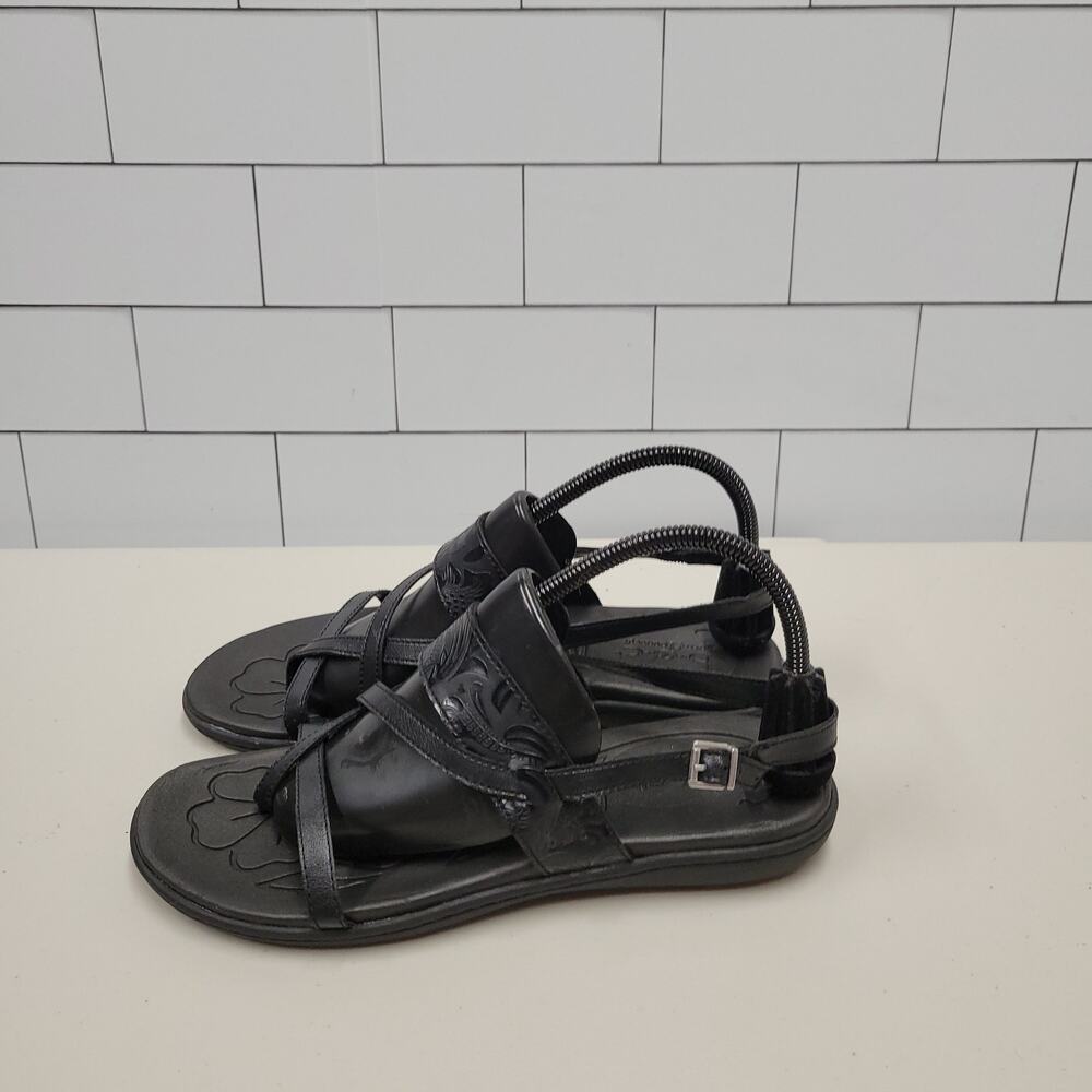 b.o.c. Born Concept Women’s Size 10 Black Leather Floral Strappy Sandals